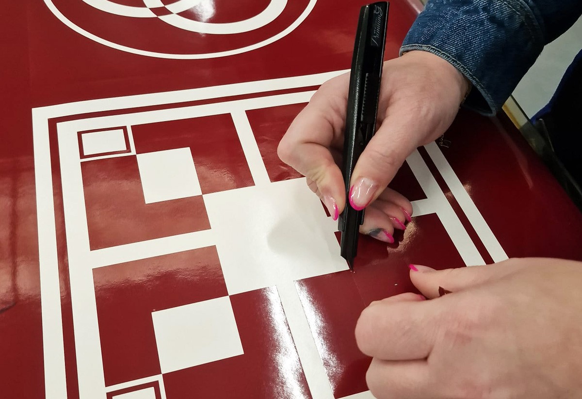 Aplica��o de vinil autocolante